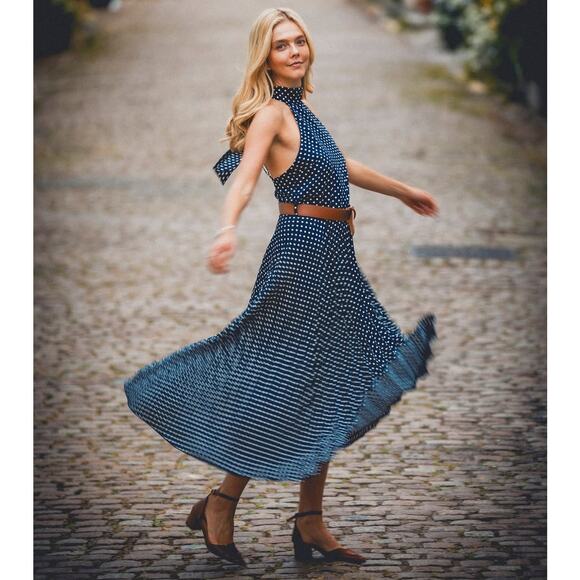 ZARA BLOGGER FAVE!!! Belted Pleated Halter Midi Dress NWT 💙 - Picture 13 of 16